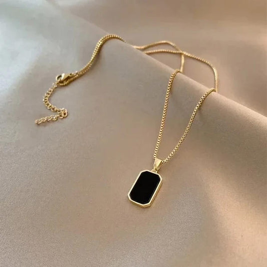 Black Pendant Collar Necklace for Women